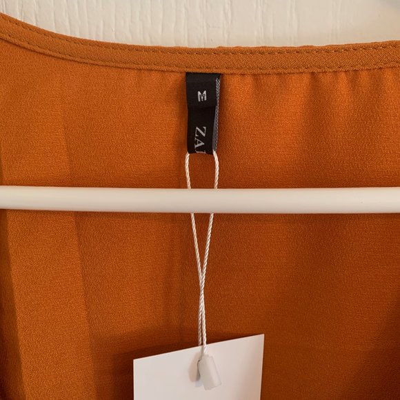 Zaful Plunging Neck Cut Out Romper - Picture 3 of 3